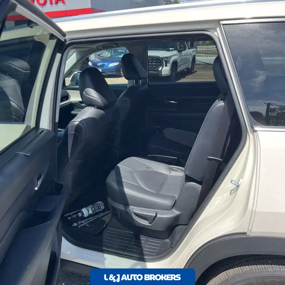 2024 Toyota Grand Highlander Platinum