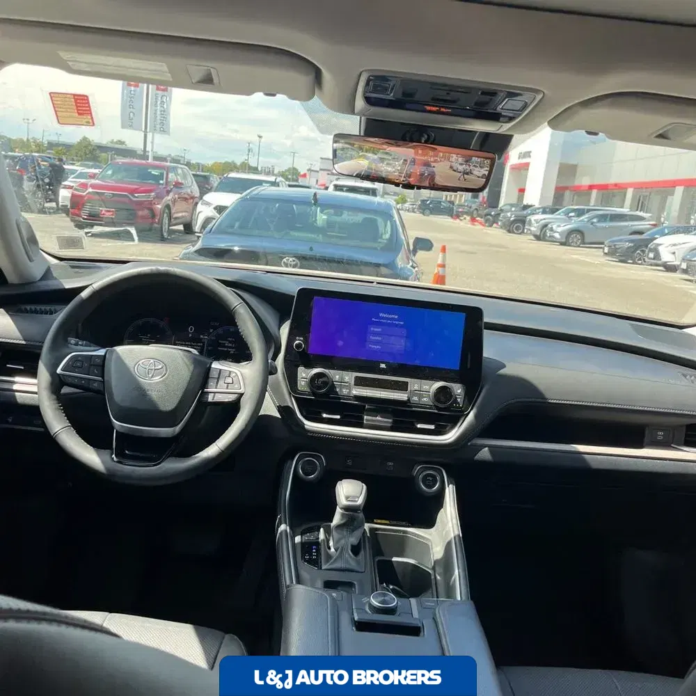 2024 Toyota Grand Highlander Platinum
