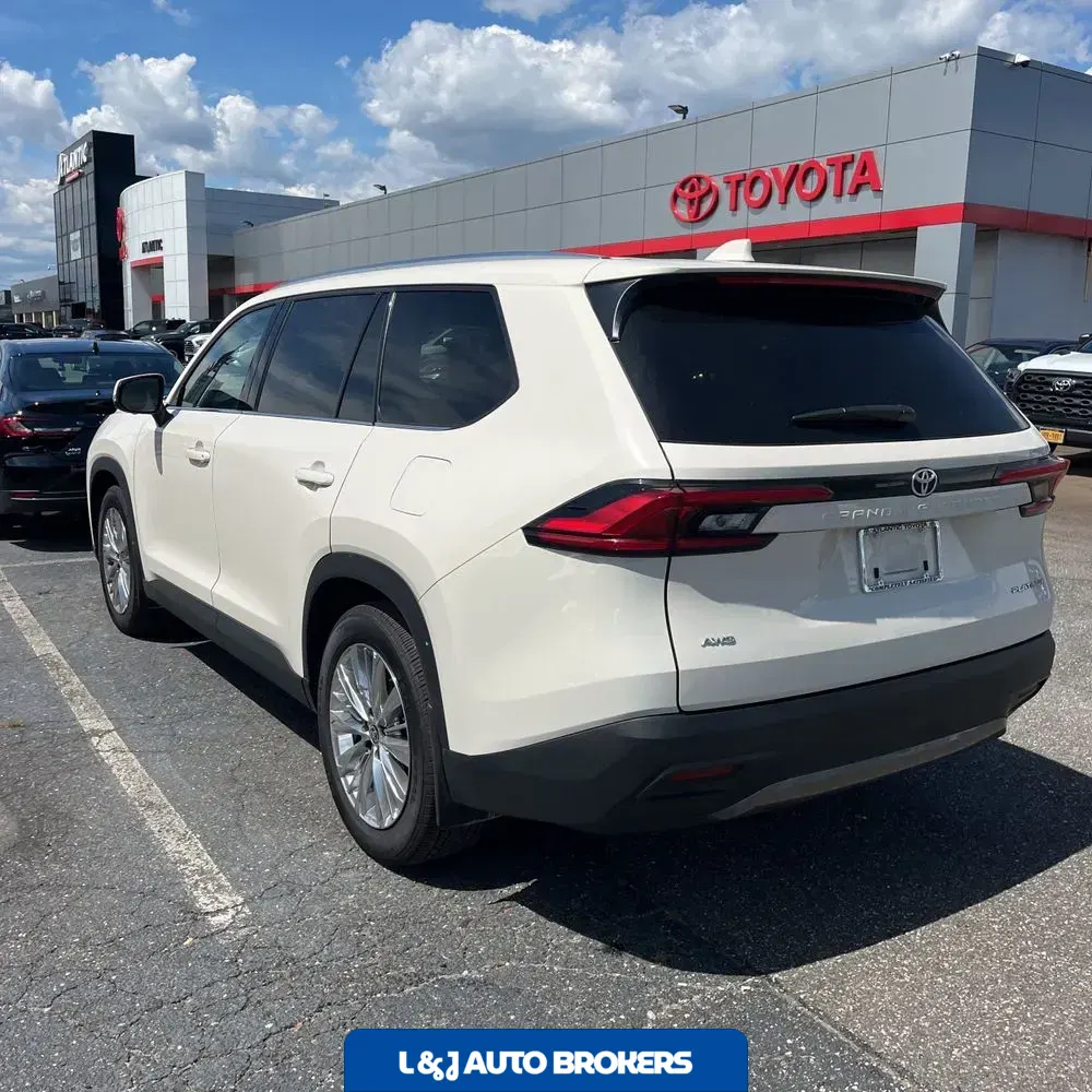 2024 Toyota Grand Highlander Platinum