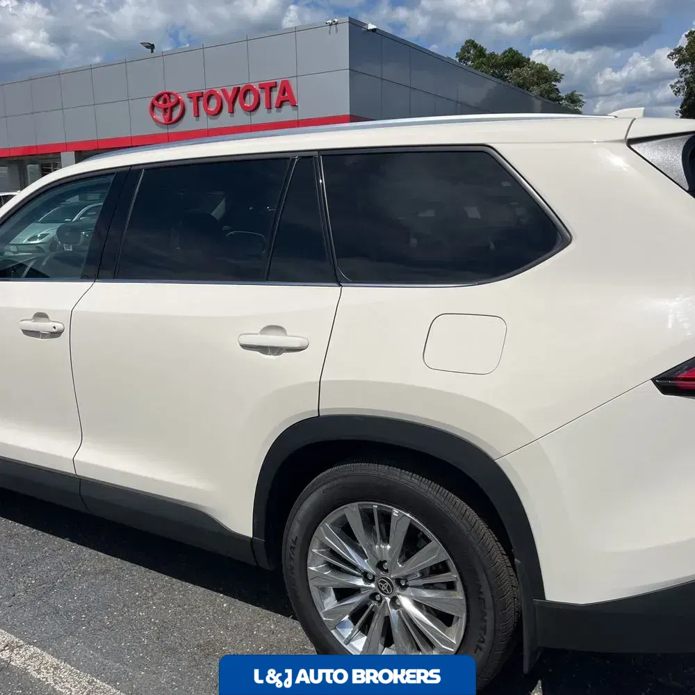 2024 Toyota Grand Highlander Platinum