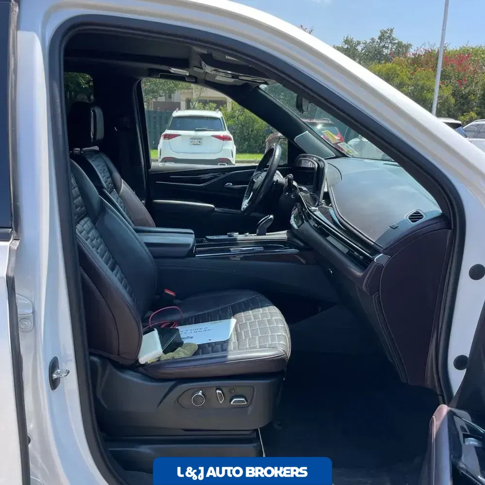 2021 Cadillac Escalade Sport Platinum