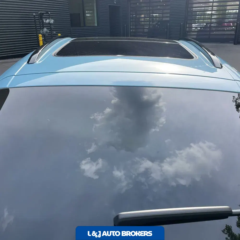 2024 Porsche Macan EV 4