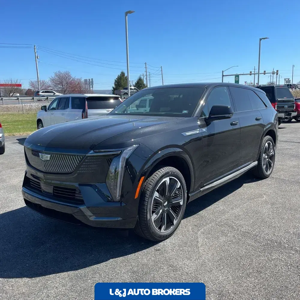 2025 Cadillac Escalade IQ Sport 2