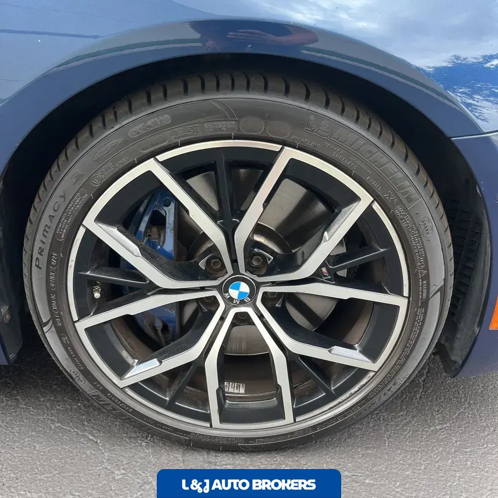 2021 BMW 5-Series M550xi