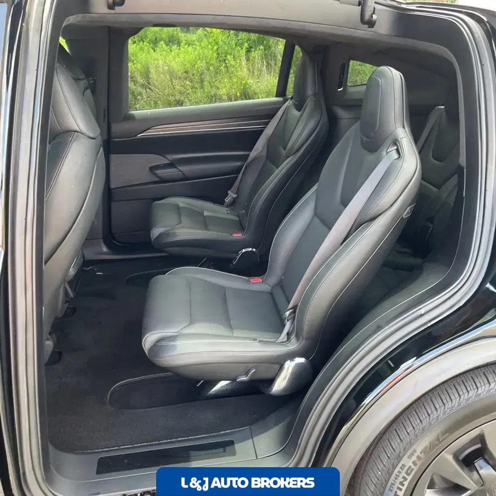 2022 Tesla Model X Plaid