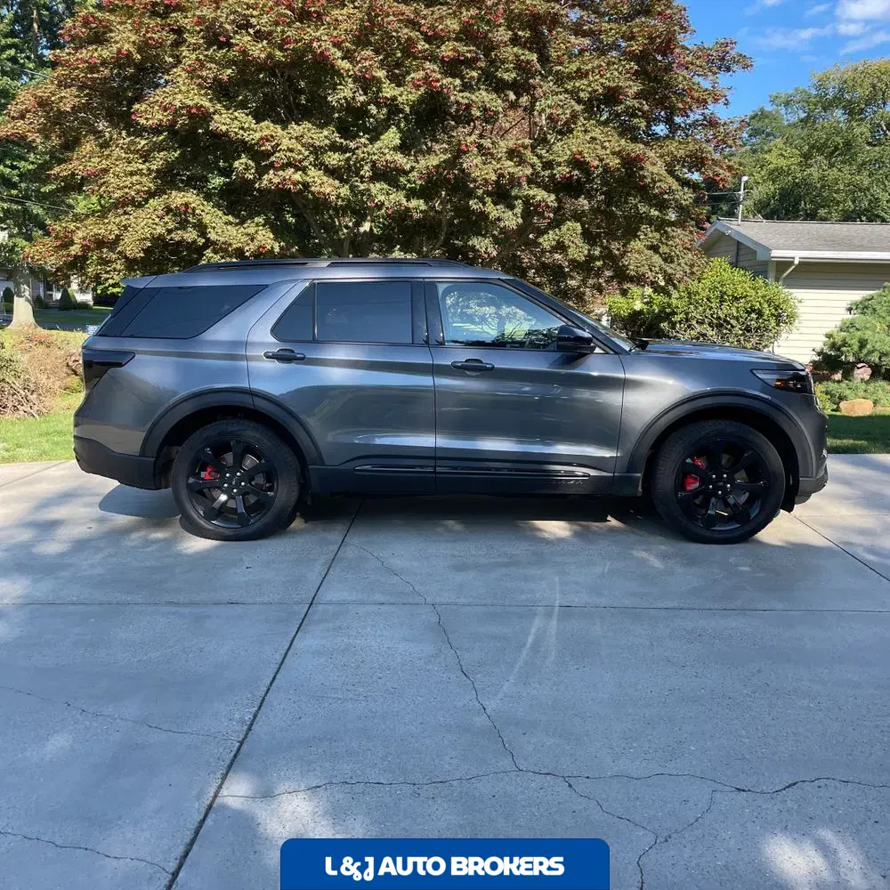 2024 Ford Explorer ST