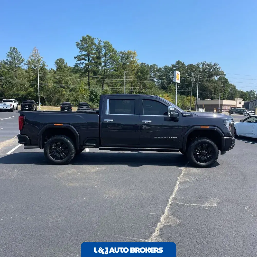 2024 GMC Sierra 2500HD Denali Ultimate