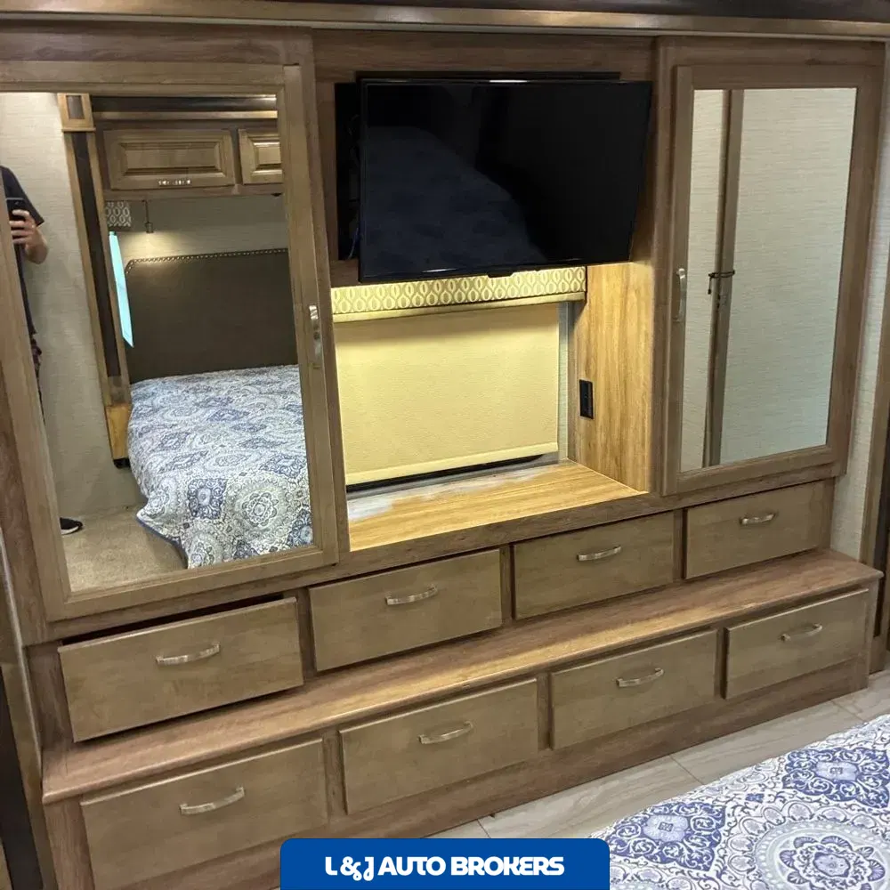 2019 Jayco Embark 37B