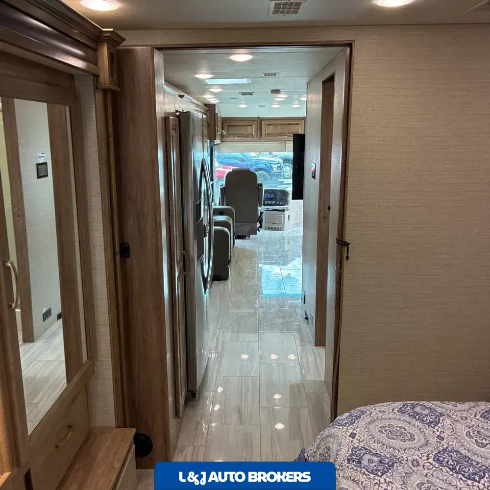 2019 Jayco Embark 37B