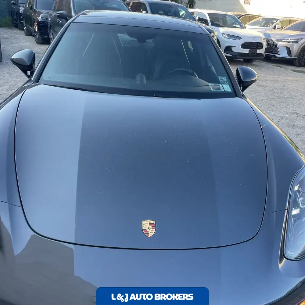 2018 Porsche Panamera 4