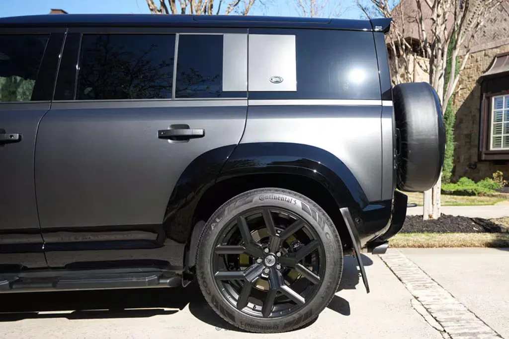 2023 Land Rover Defender 110 110 Carpathian Edition