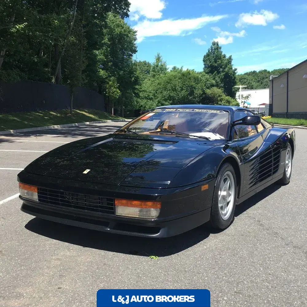 1986 Ferrari Testarossa Flying Mirror