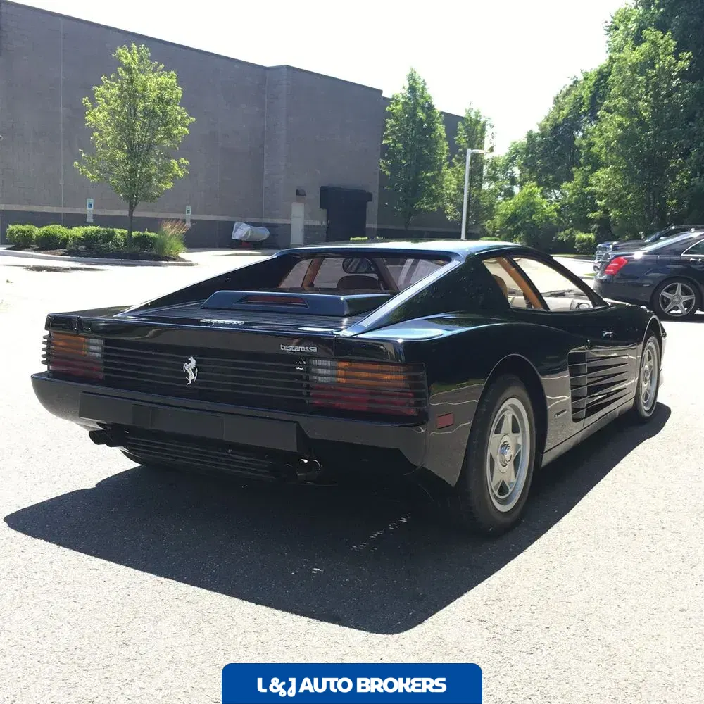 1986 Ferrari Testarossa Flying Mirror