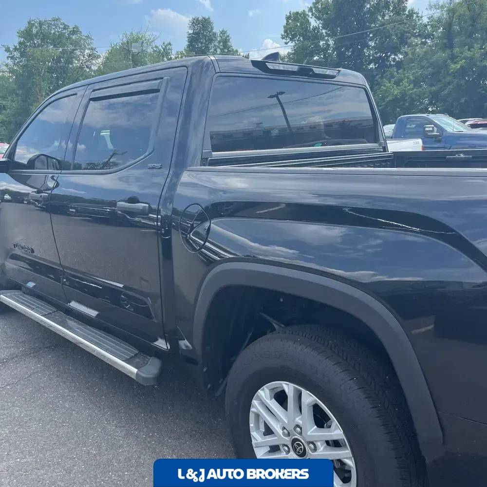 2023 Toyota Tundra SR5