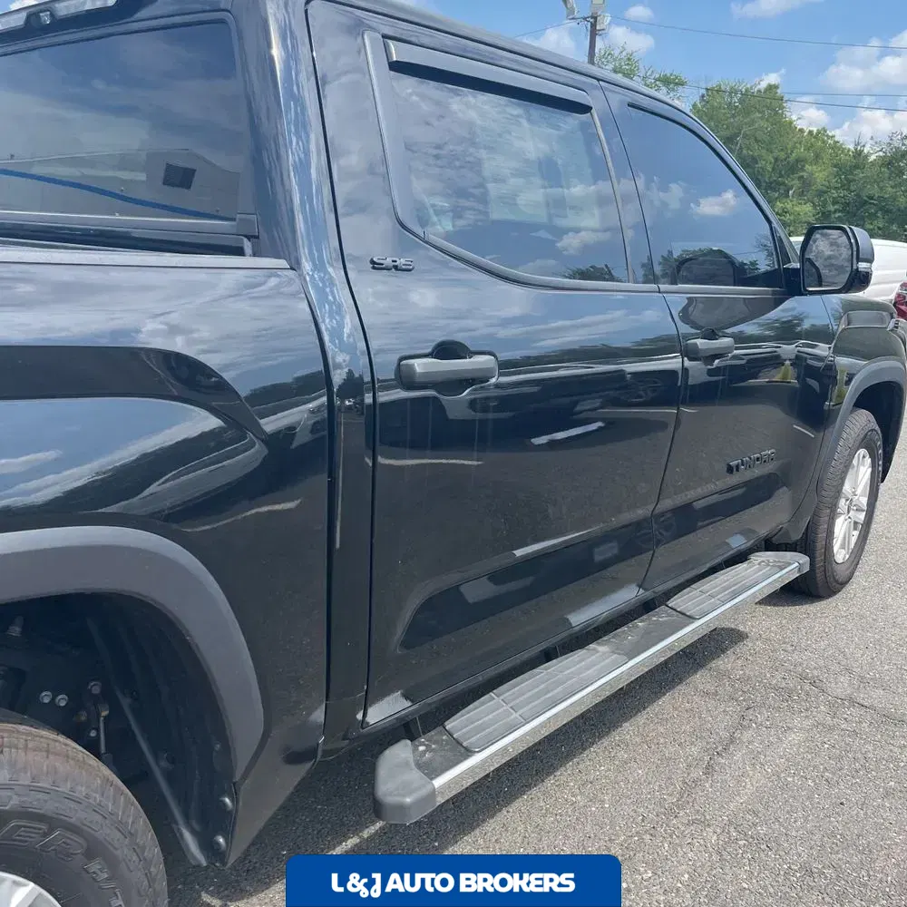 2023 Toyota Tundra SR5