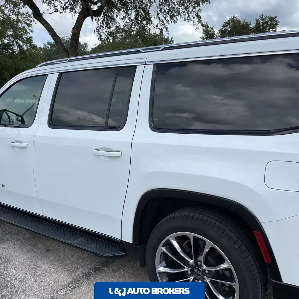 2023 Jeep Wagoneer L Series II