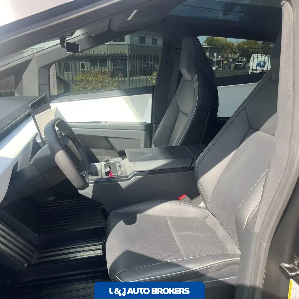 2024 Tesla Cybertruck Base