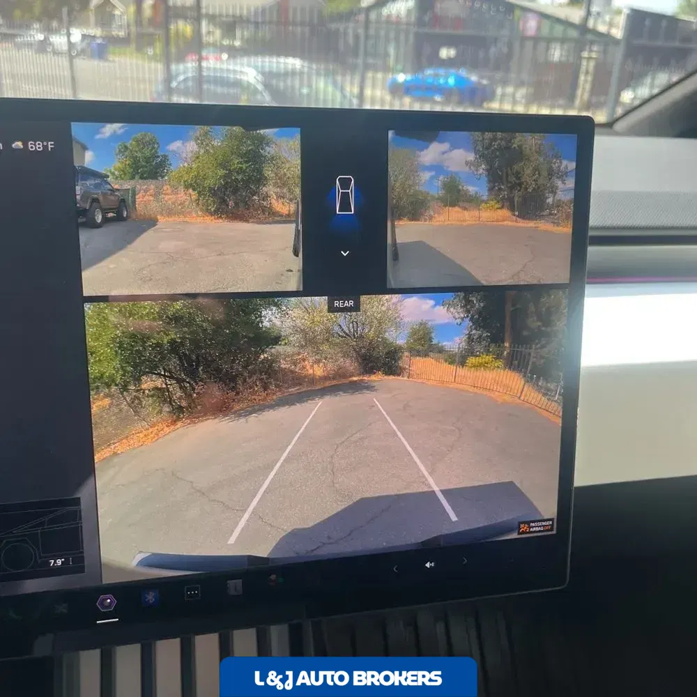2024 Tesla Cybertruck Base
