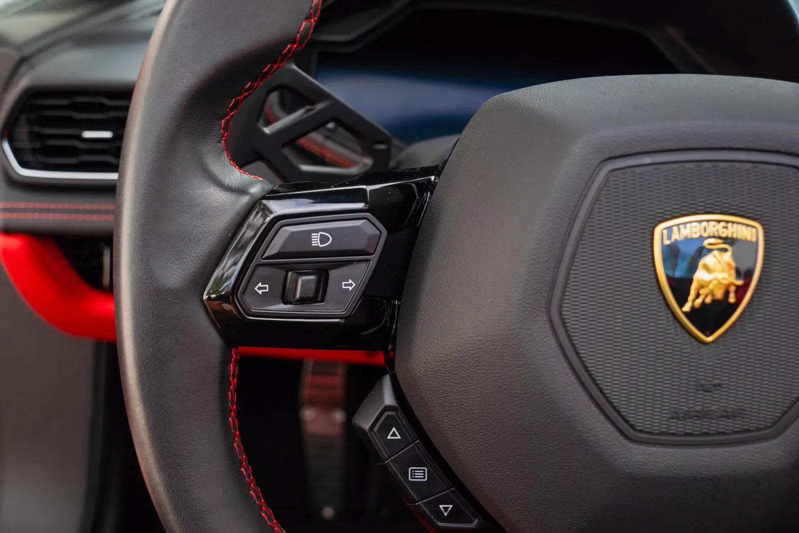 2023 Lamborghini Huracan EVO Spyder