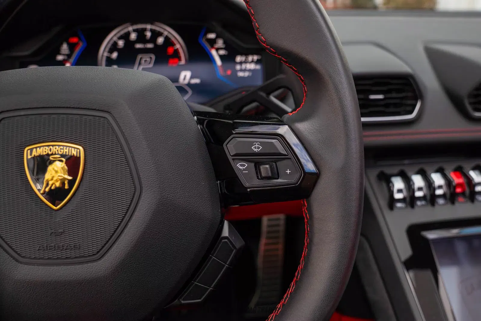 2023 Lamborghini Huracan EVO Spyder