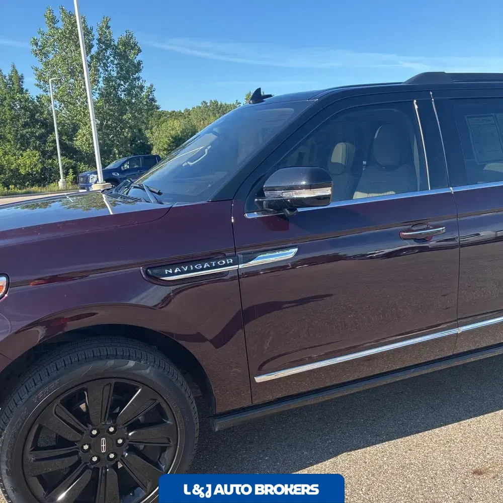 2024 Lincoln Navigator L Black Label