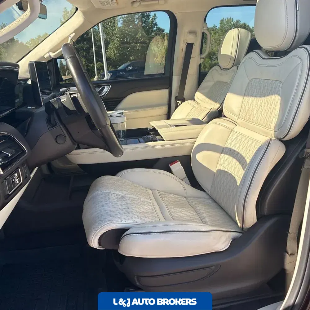 2024 Lincoln Navigator L Black Label
