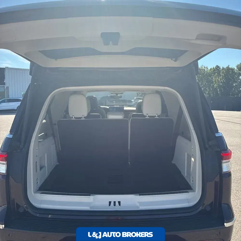 2024 Lincoln Navigator L Black Label