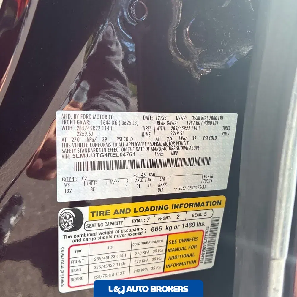 2024 Lincoln Navigator L Black Label
