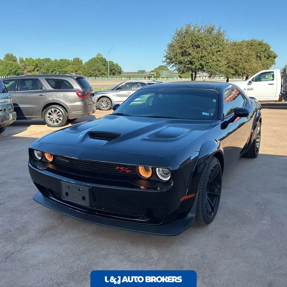 2023 Dodge Challenger R/T SCAT PACK