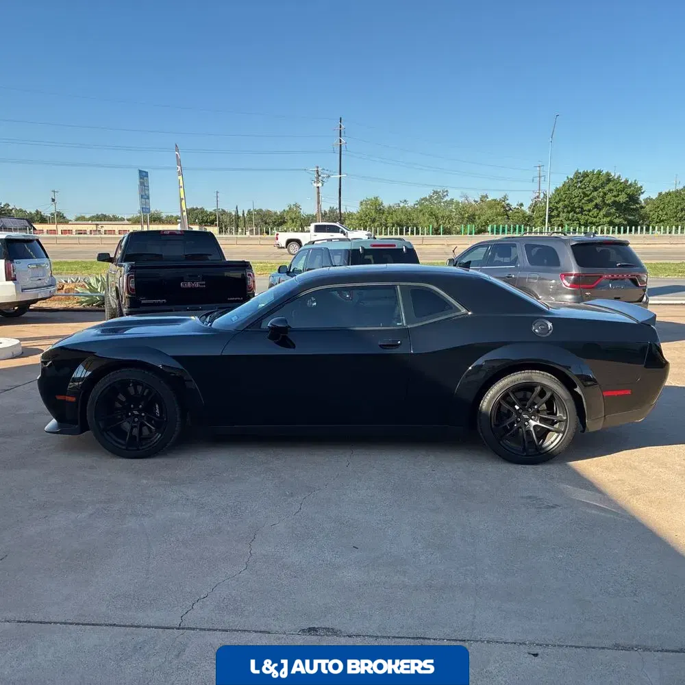 2023 Dodge Challenger R/T SCAT PACK