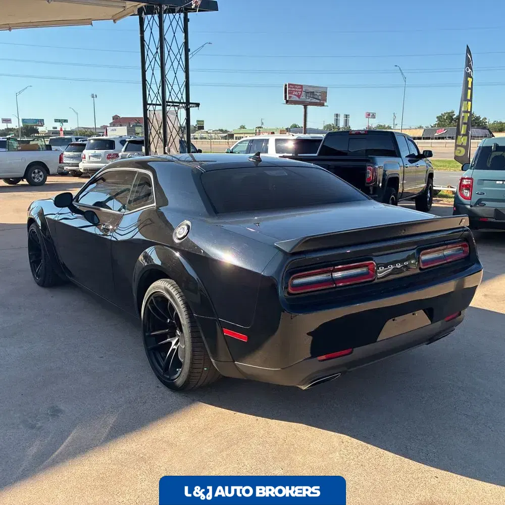 2023 Dodge Challenger R/T SCAT PACK