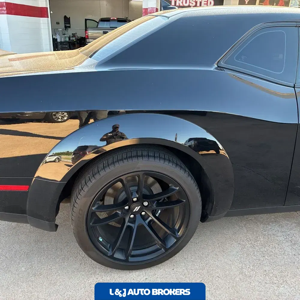 2023 Dodge Challenger R/T SCAT PACK