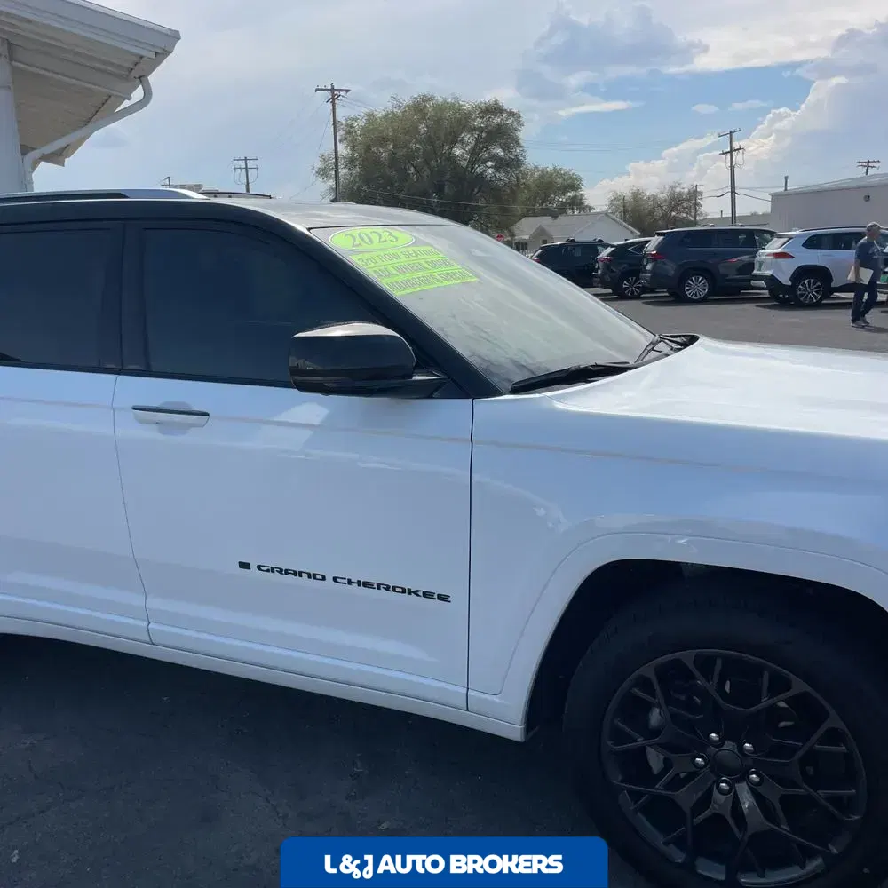 2023 Jeep Grand Cherokee L Summit
