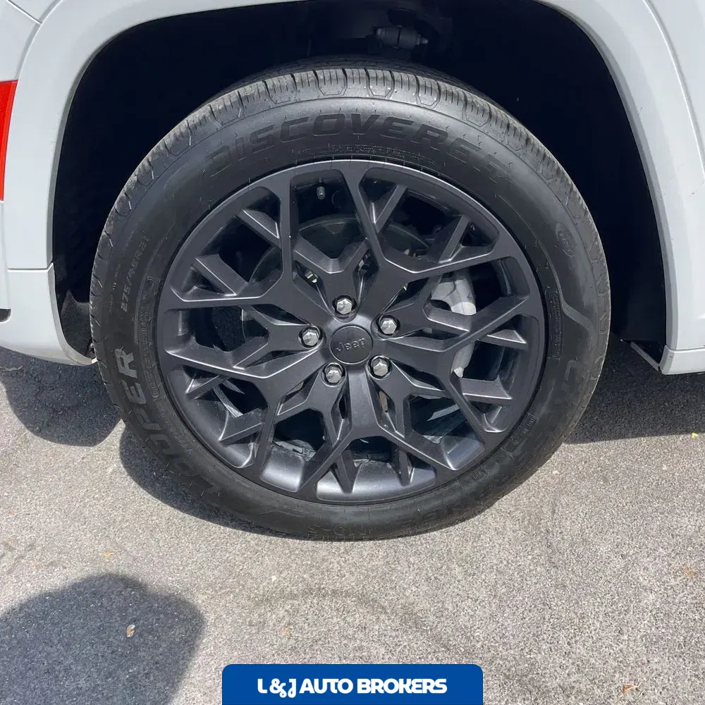 2023 Jeep Grand Cherokee L Summit