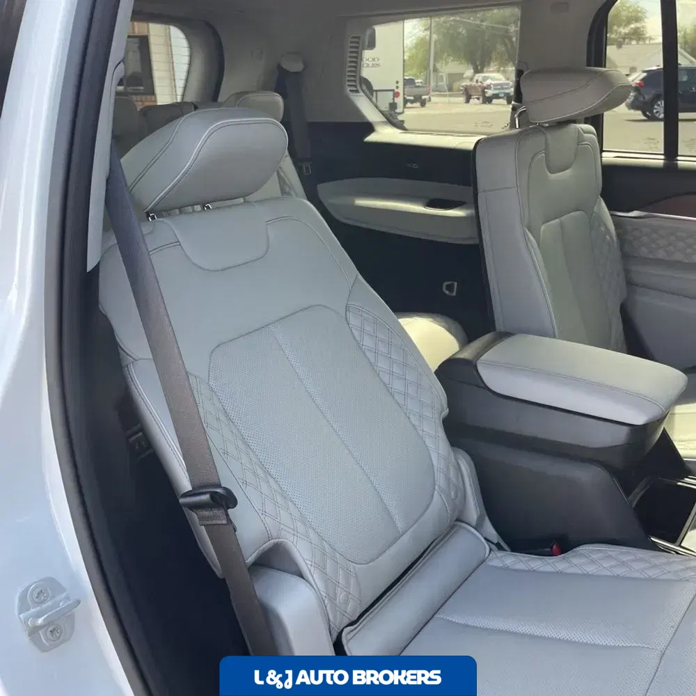 2023 Jeep Grand Cherokee L Summit