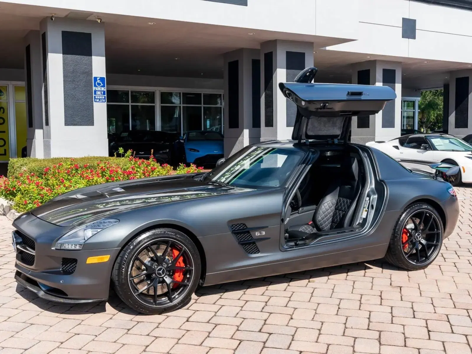 5,600-Mile 2015 Mercedes-Benz SLS AMG GT Final Edition Coupe
