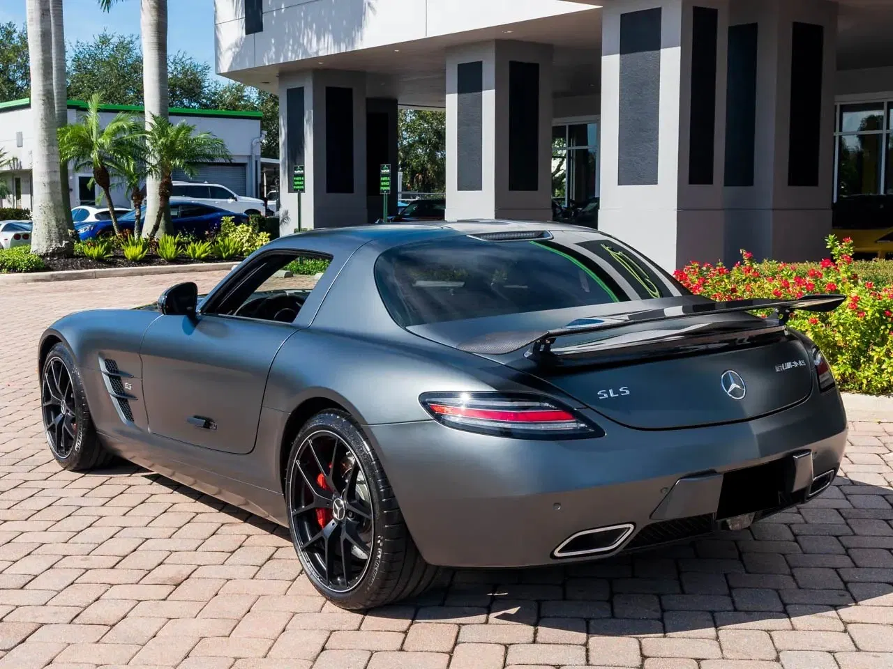 5,600-Mile 2015 Mercedes-Benz SLS AMG GT Final Edition Coupe