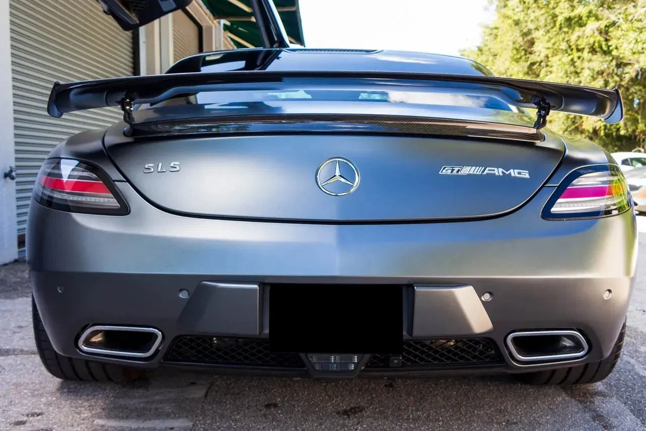 5,600-Mile 2015 Mercedes-Benz SLS AMG GT Final Edition Coupe