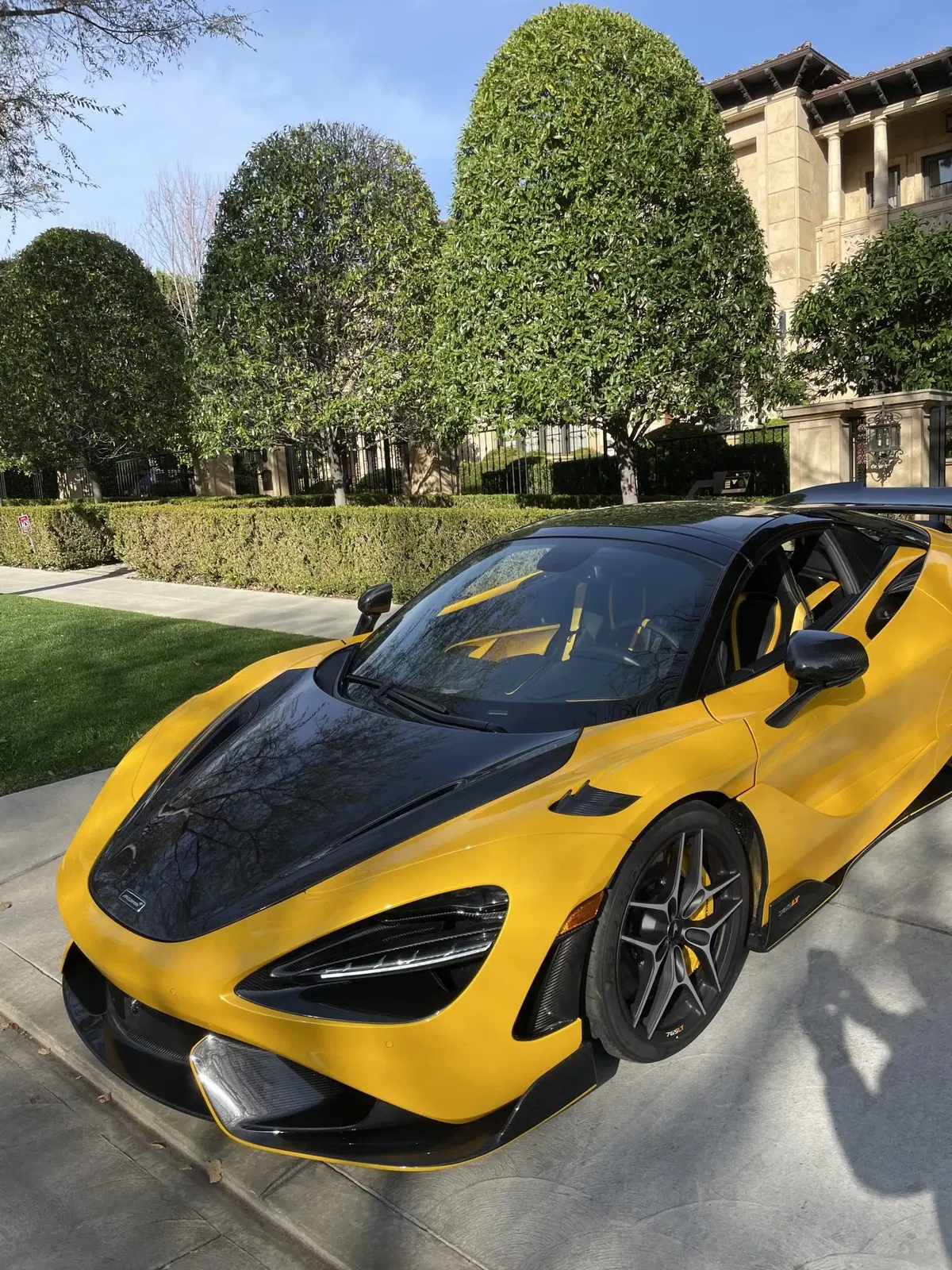 2022 McLaren 765LT Spider