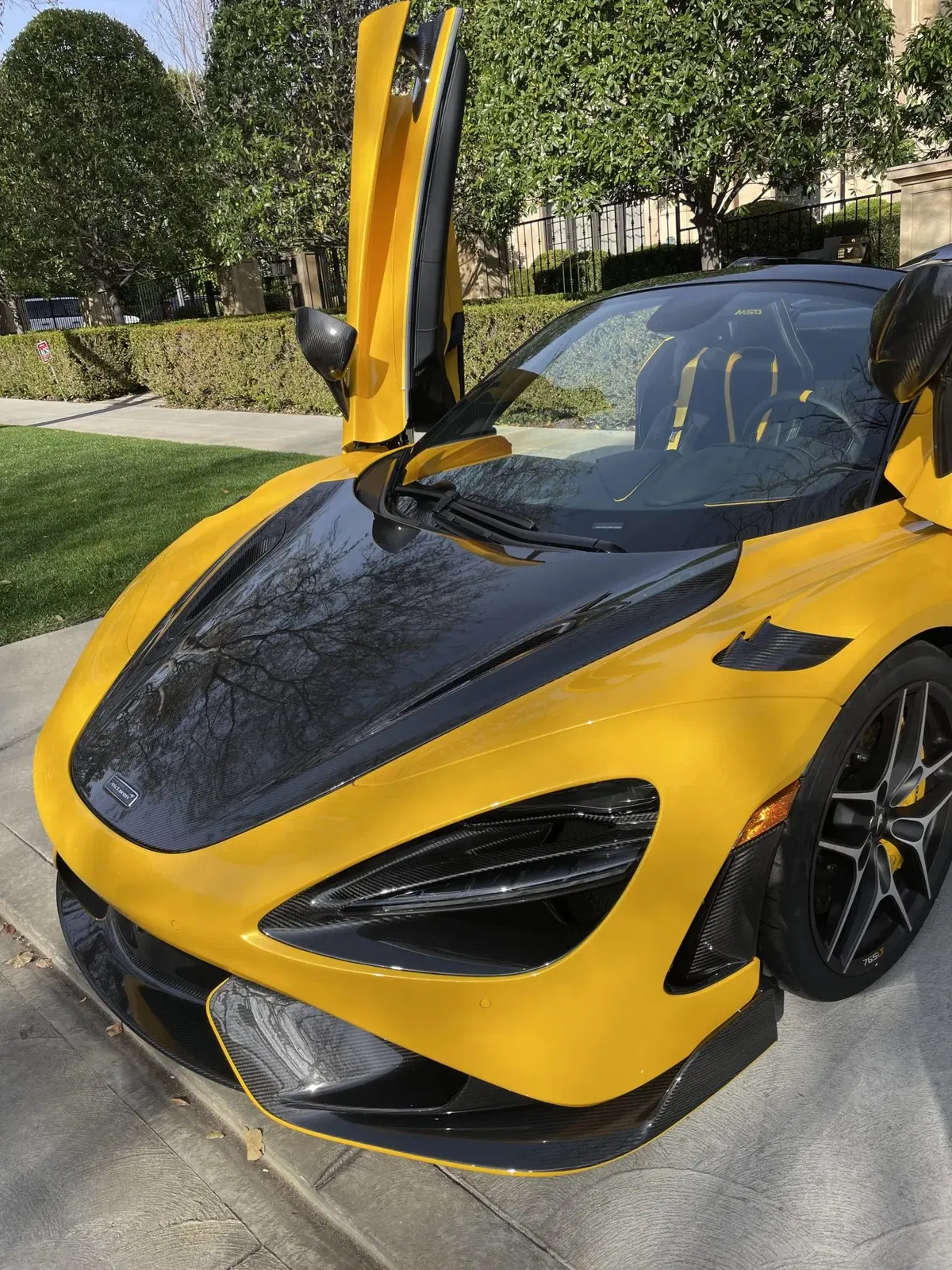2022 McLaren 765LT Spider