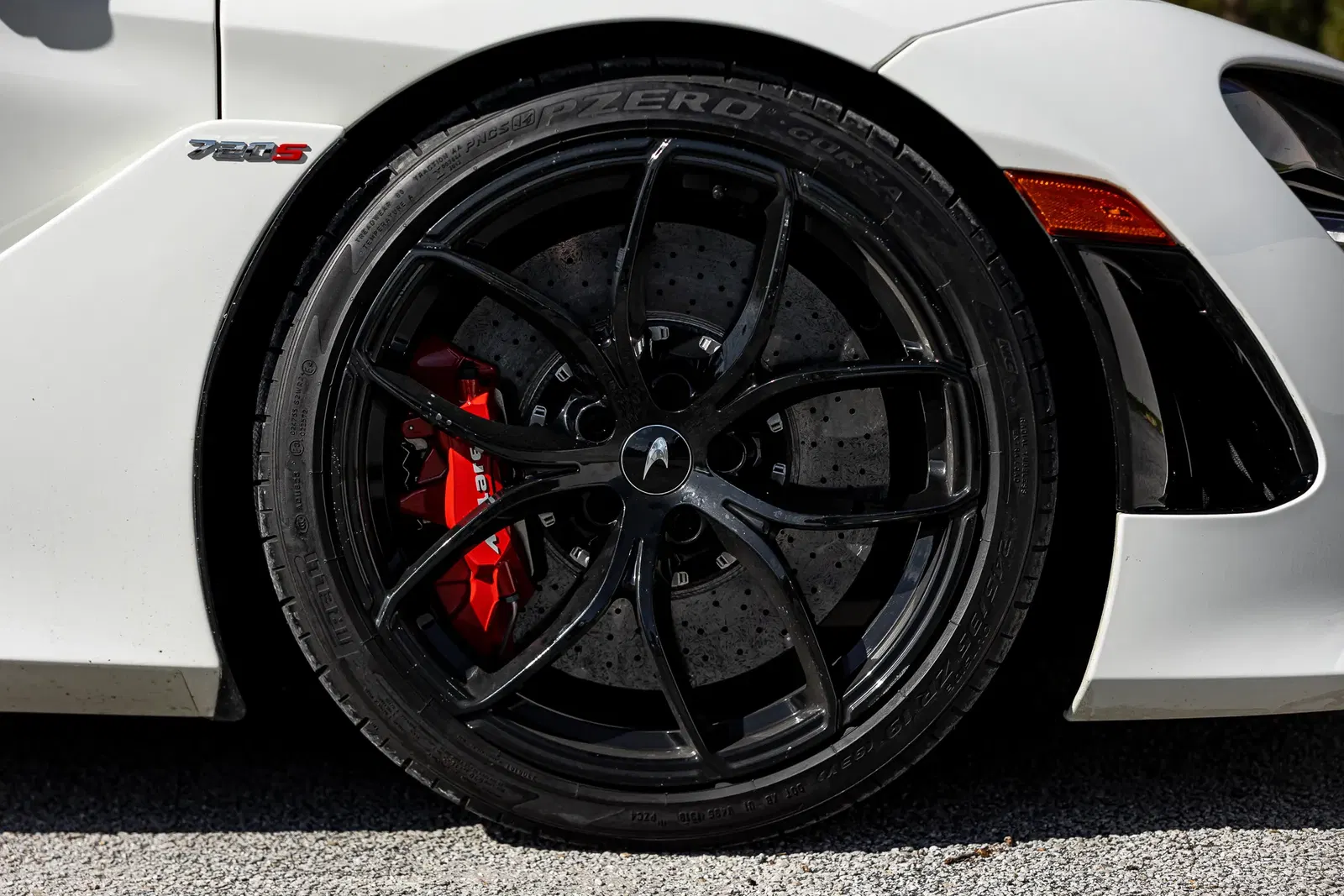 2020 McLaren 720S Performance Spider