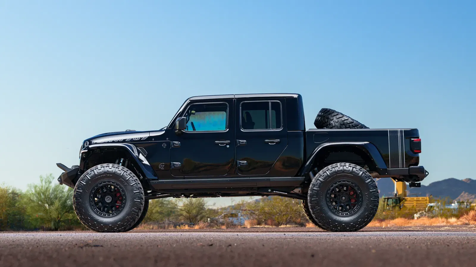 Hellcat-Powered 2022 Jeep Gladiator Rubicon by America’s Most Wanted 4×4