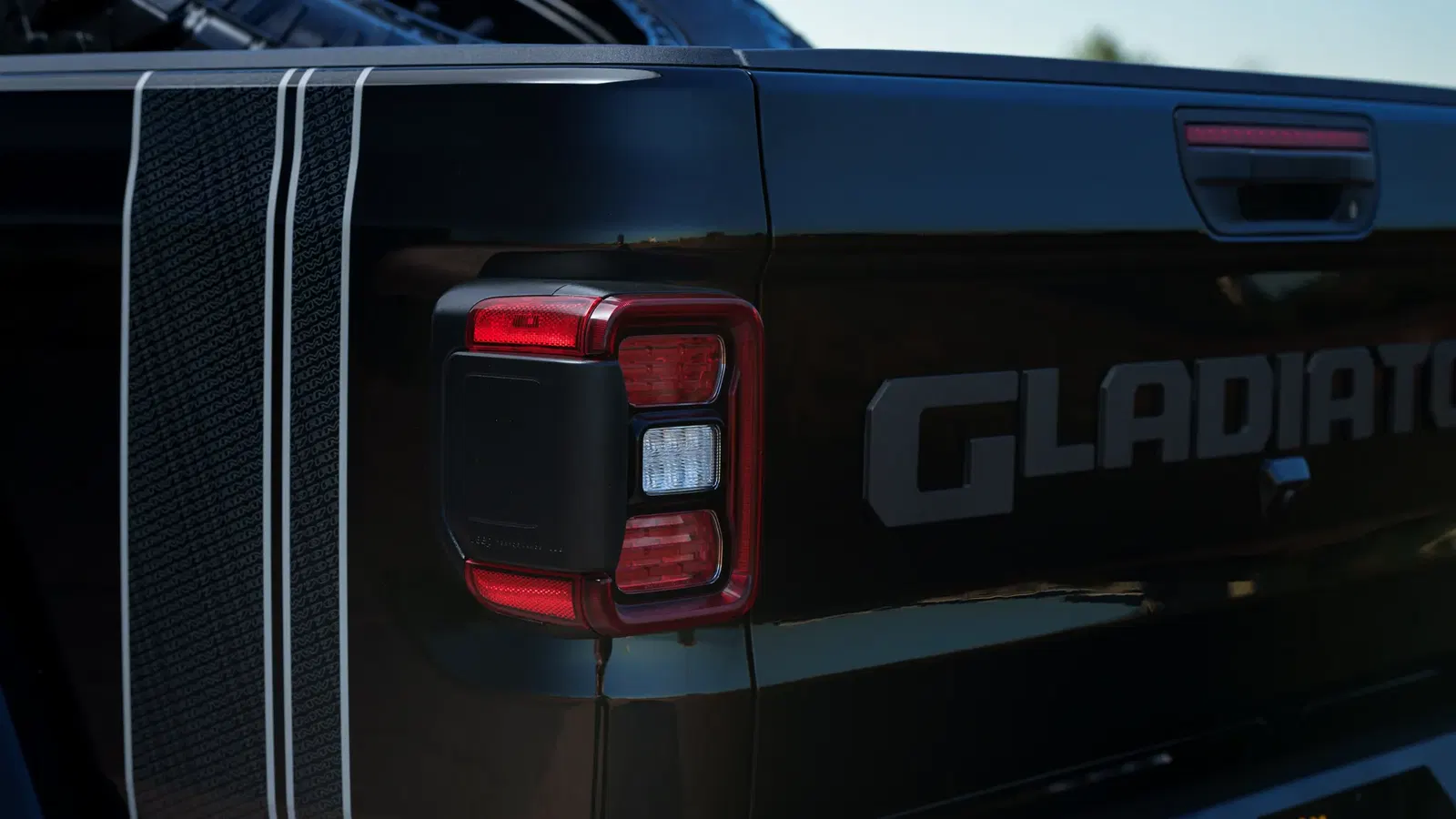 Hellcat-Powered 2022 Jeep Gladiator Rubicon by America’s Most Wanted 4×4