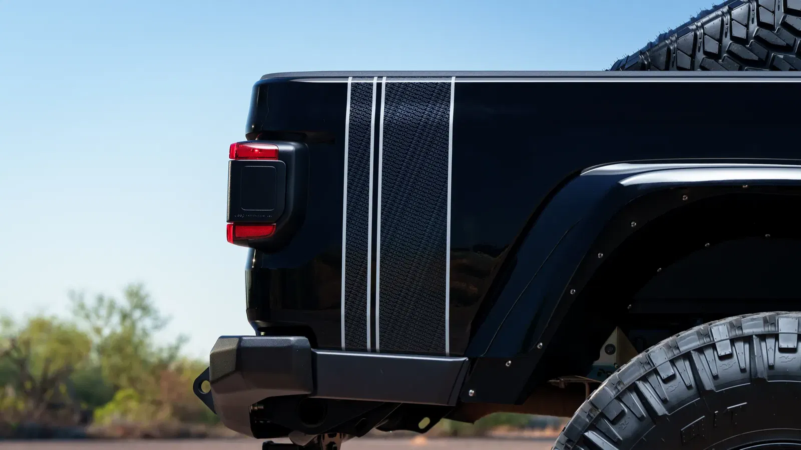 Hellcat-Powered 2022 Jeep Gladiator Rubicon by America’s Most Wanted 4×4