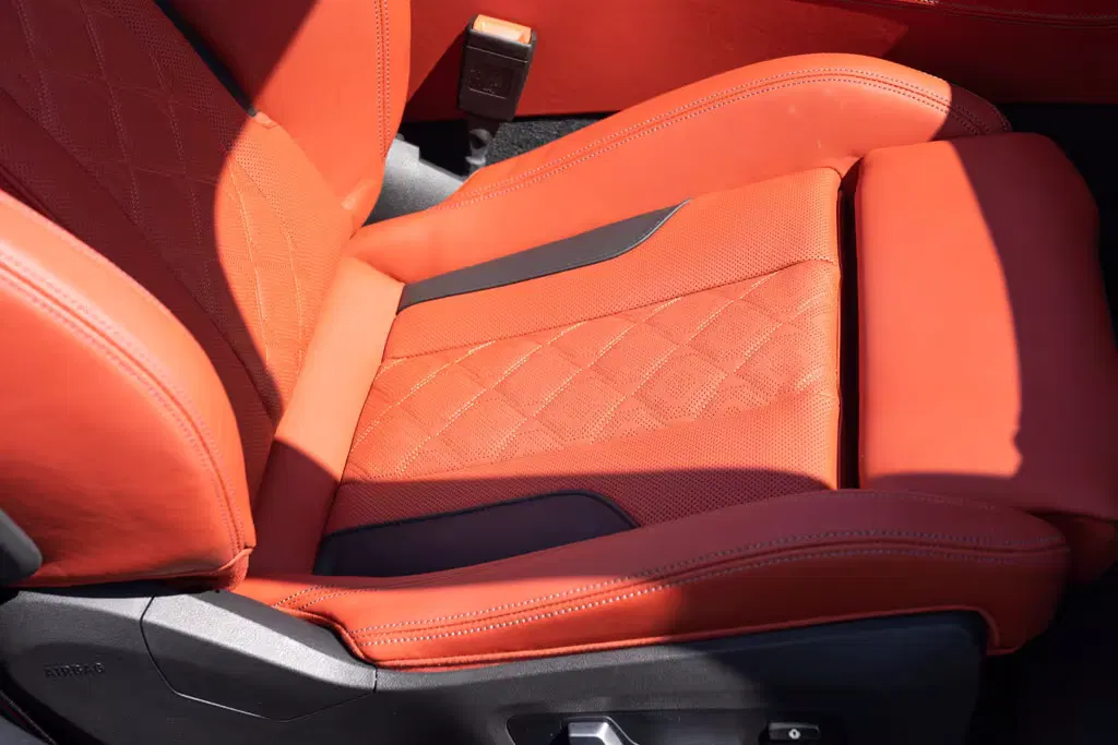 2022 BMW M8 Convertible
