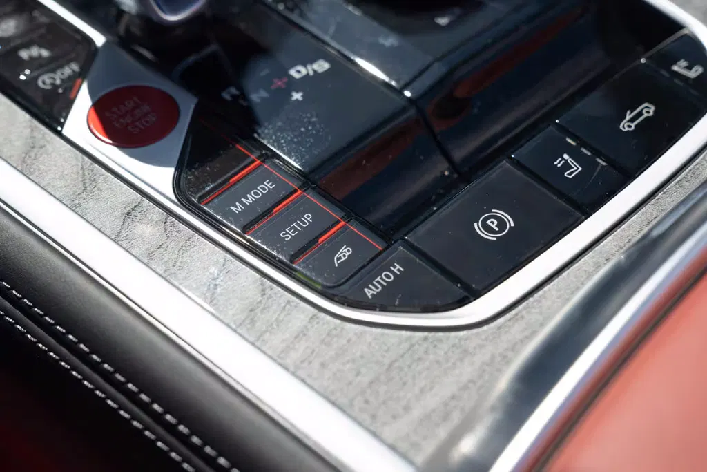 2022 BMW M8 Convertible