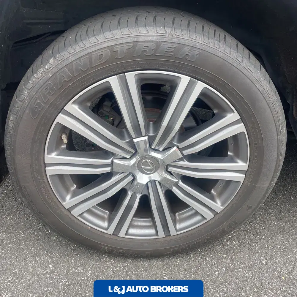 2017 Lexus LX 570 Base