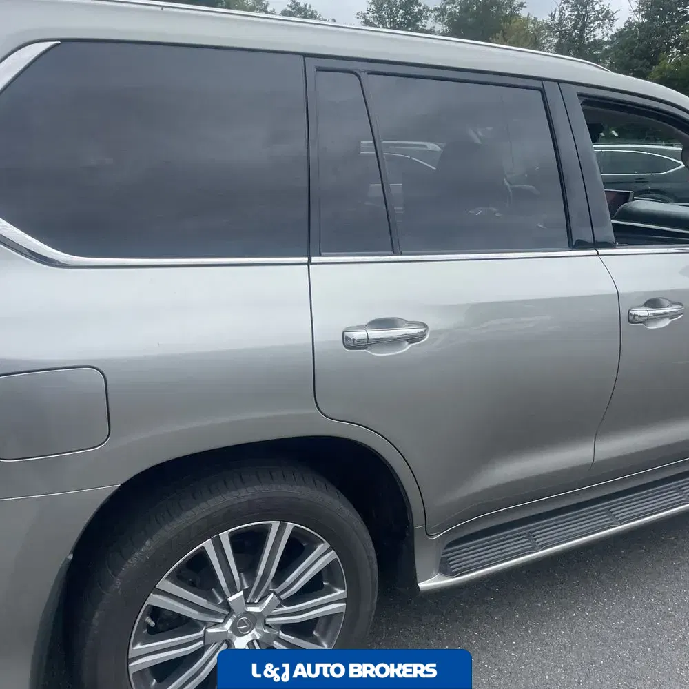 2017 Lexus LX 570 Base