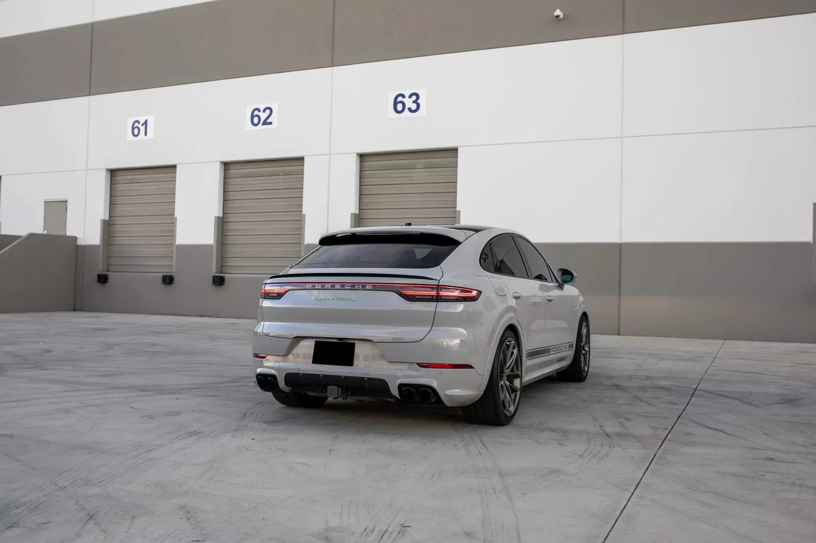 2020 Porsche Cayenne Turbo S E-Hybrid Coupe