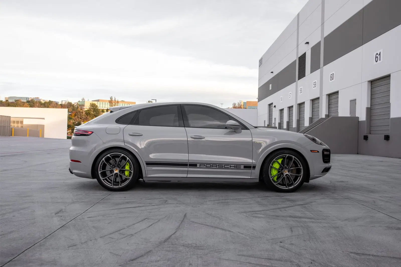 2020 Porsche Cayenne Turbo S E-Hybrid Coupe